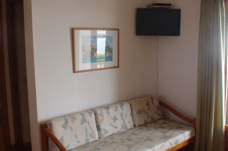 Lounge sofa of Rocas Marinas 8A.