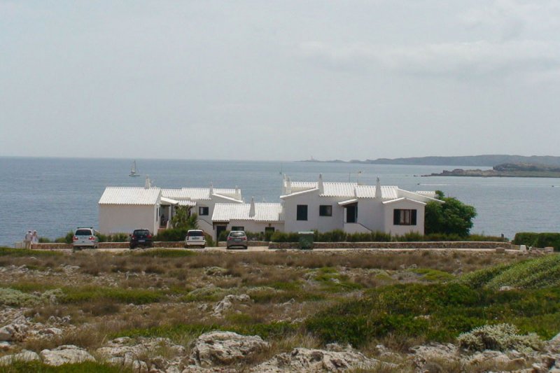 Apartamentos Rocas Marinas vista desde lejos.